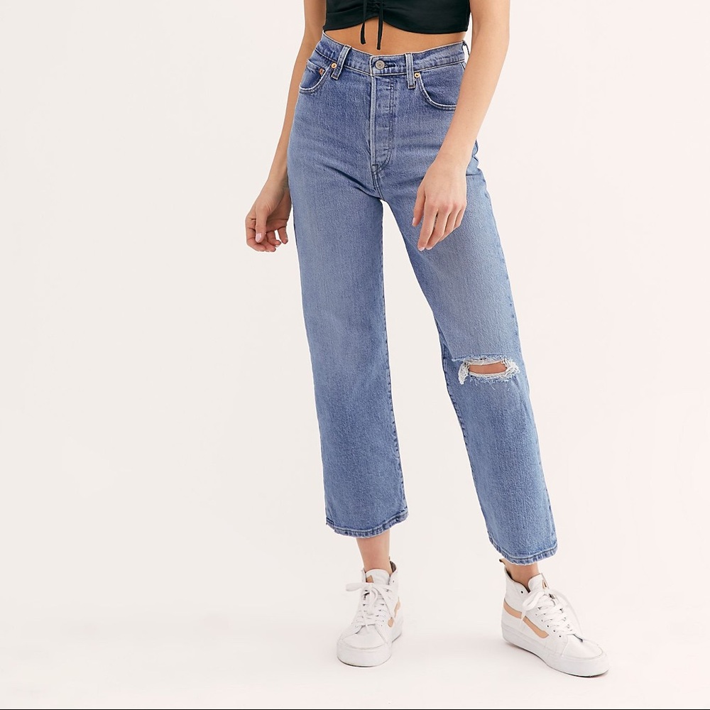 Levi’s Ribcage Straight Jeans